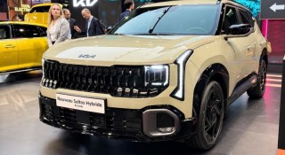 Kia Seltos Hybrid thế hệ mới có gì hấp dẫn để cạnh tranh trong phân khúc SUV cỡ C?